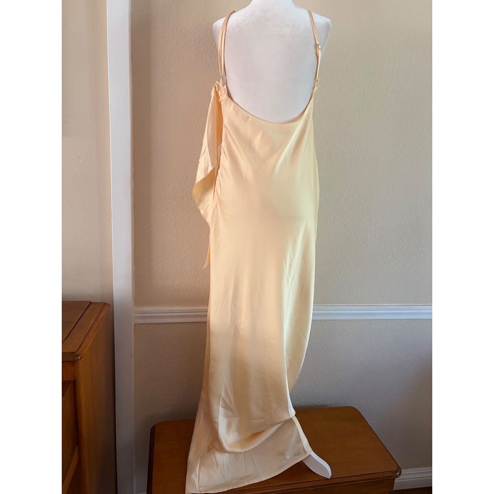 Petal & Pup Women One Shoulder Ruffle Maxi Dress Yellow Floral Rosette Size L - Picture 5 of 13